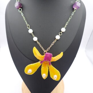 collar de mujer
