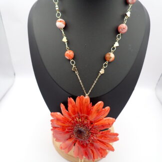Collar de Rosa Lora Natural Naranja con Coralina y Oro 14K