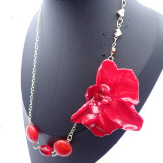 collar artesanal de mujer