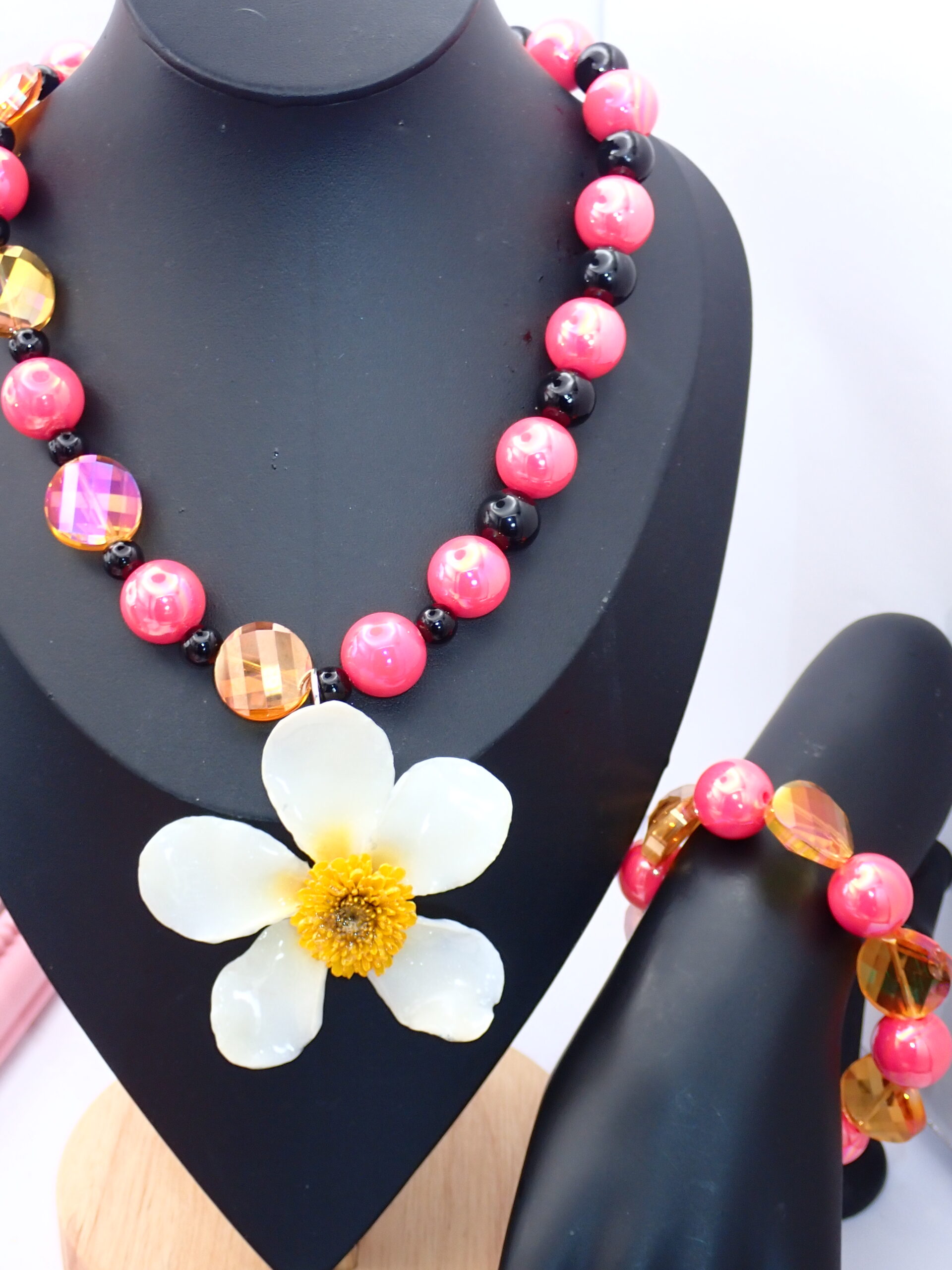 collar artesanal - Imagen 4