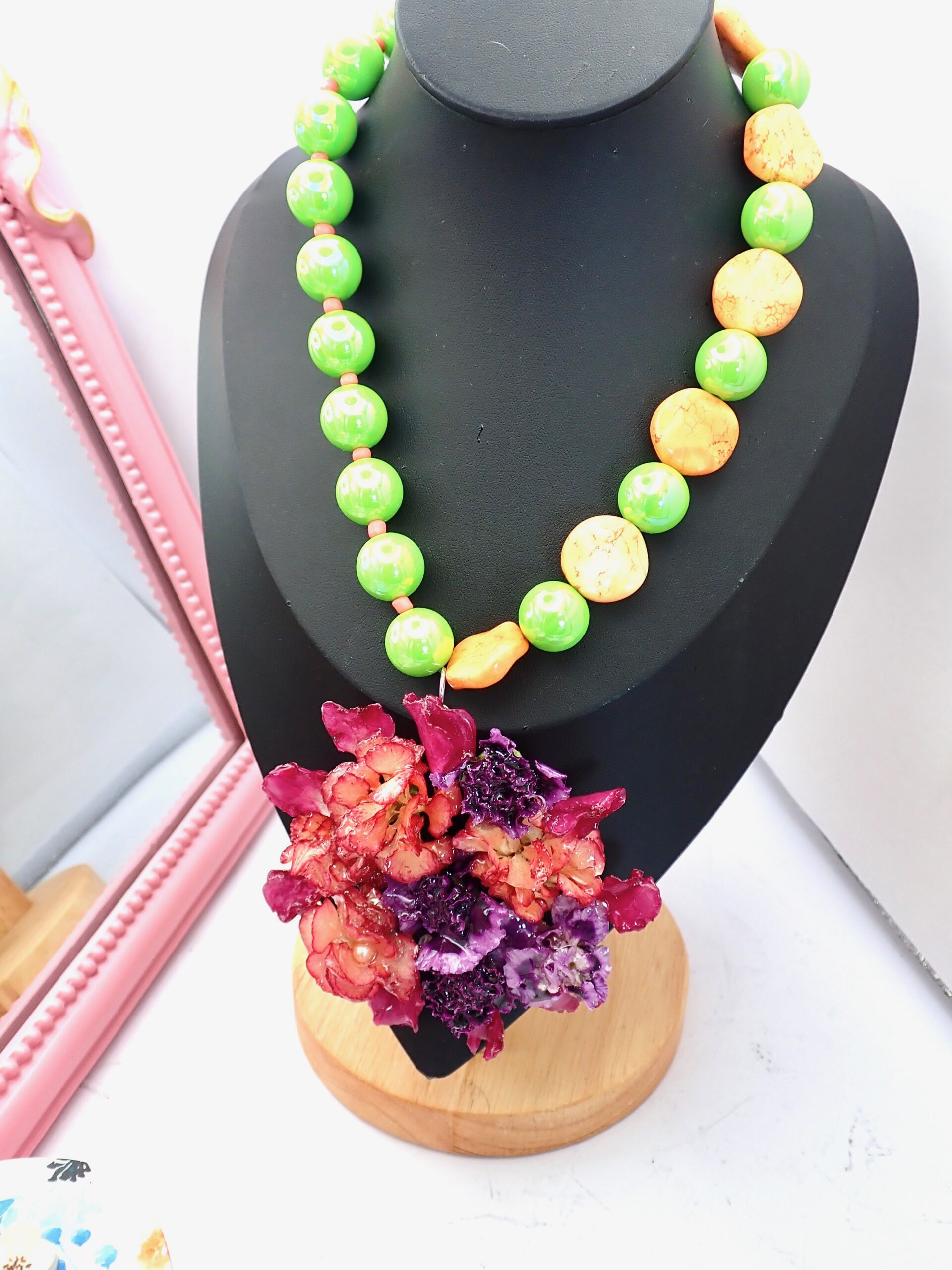 collar artesanal