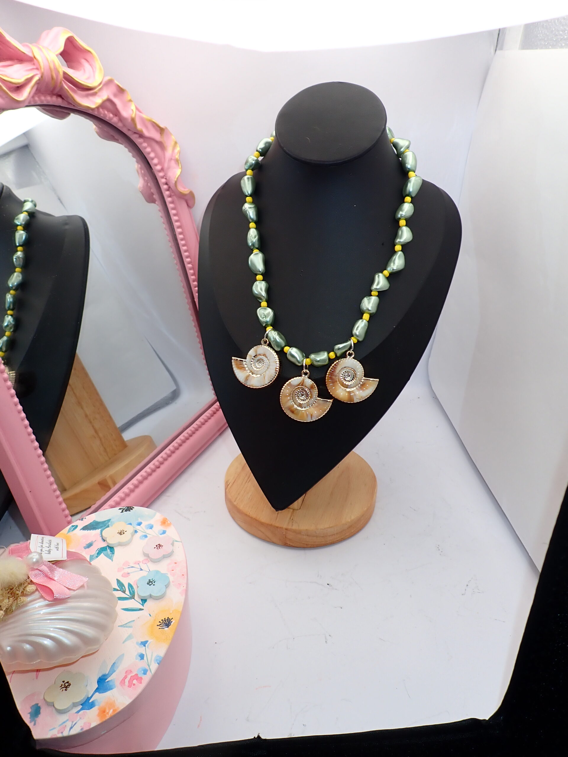 collar artesanal