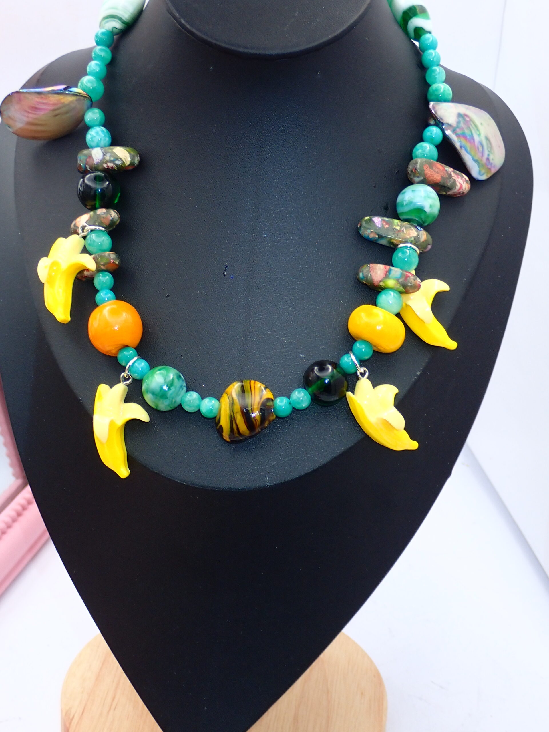 collar artesanal
