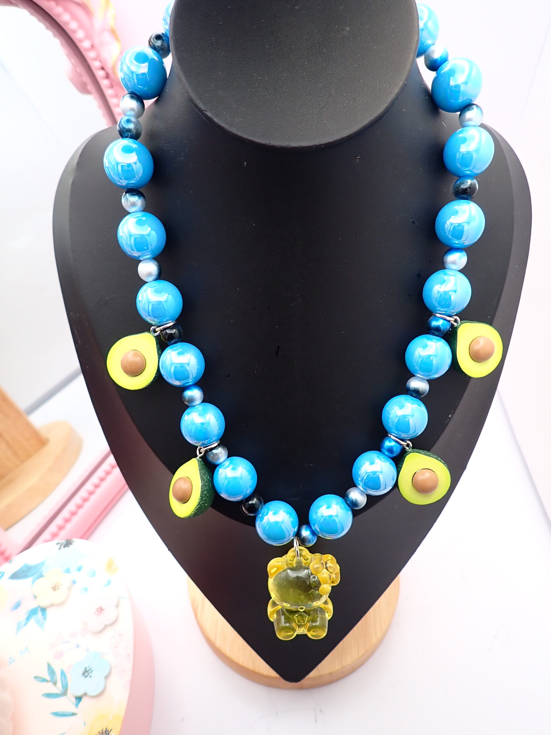 collar artesanal