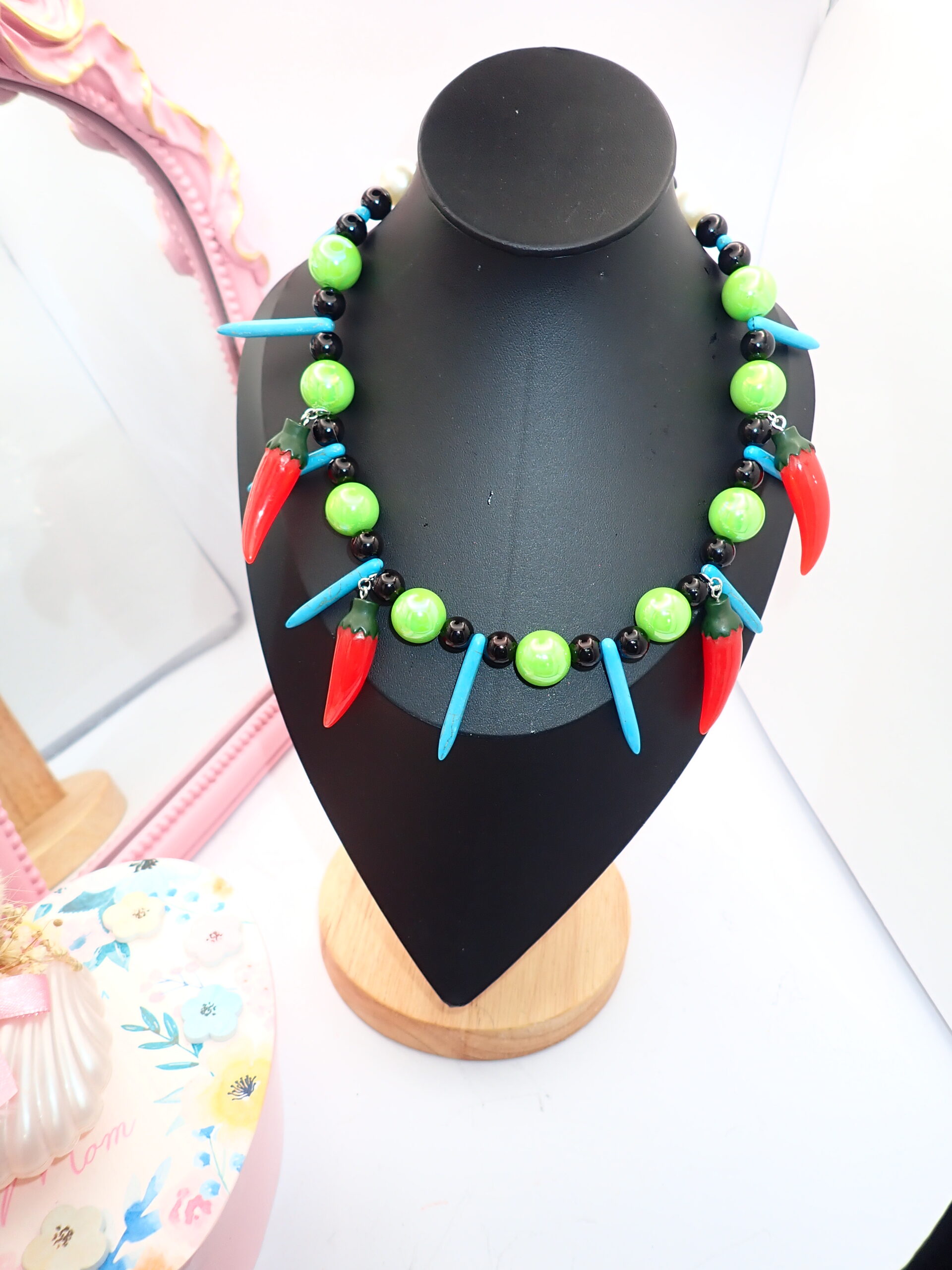 collar artesanal