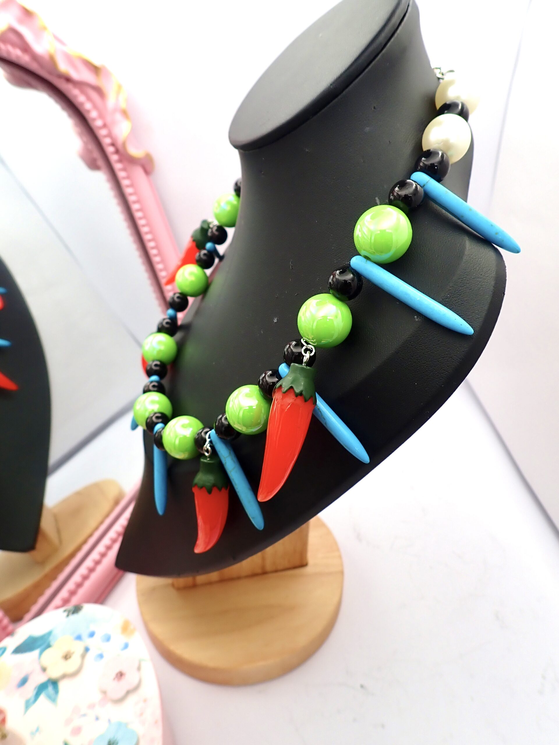 collar artesanal - Imagen 4