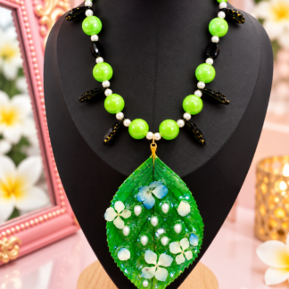 Enchanted Green Leaf Necklace